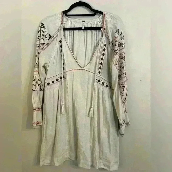 Free People All My Life Ivory Embroidered Mini Dress Tunic Size Small - Picture 1 of 16